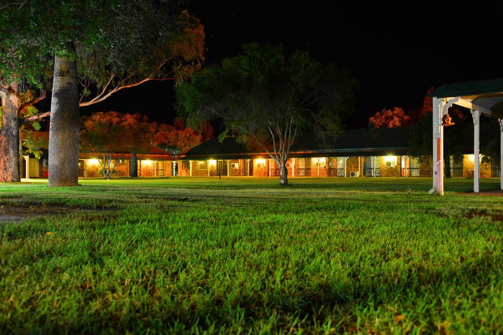 Overlander Homestead Motel ローマ エクステリア 写真