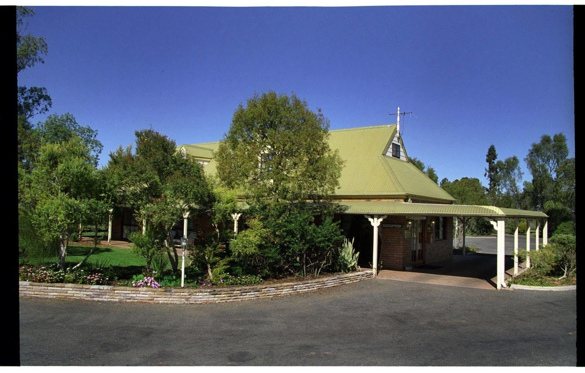 Overlander Homestead Motel ローマ エクステリア 写真