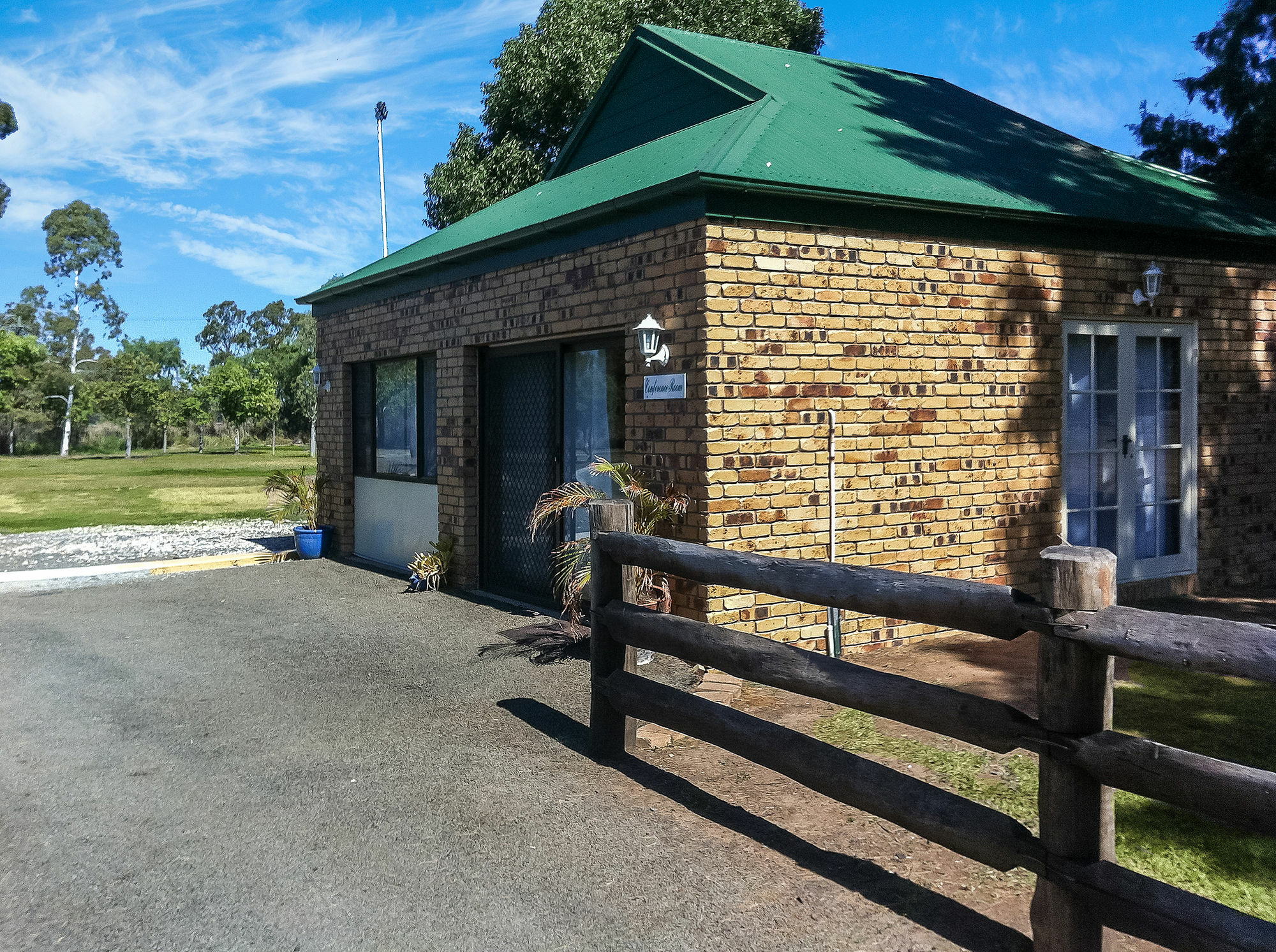 Overlander Homestead Motel ローマ エクステリア 写真